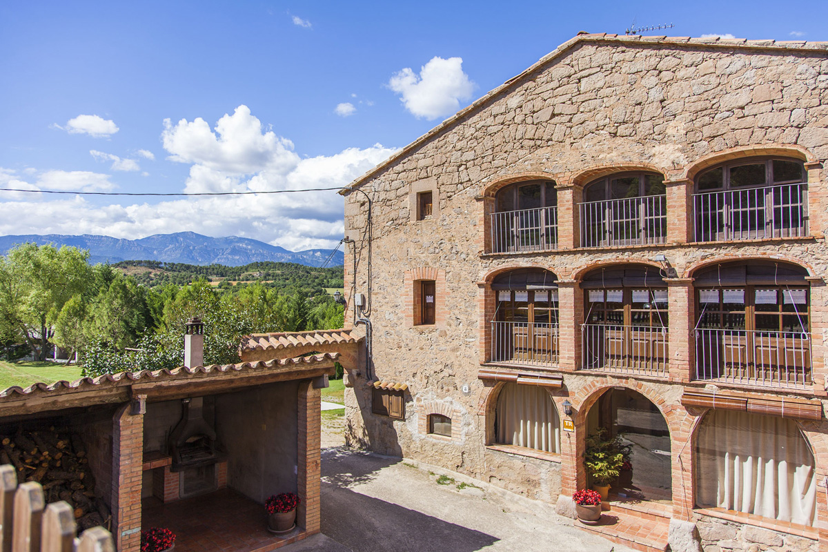 Porxo exterior amb barbacoa